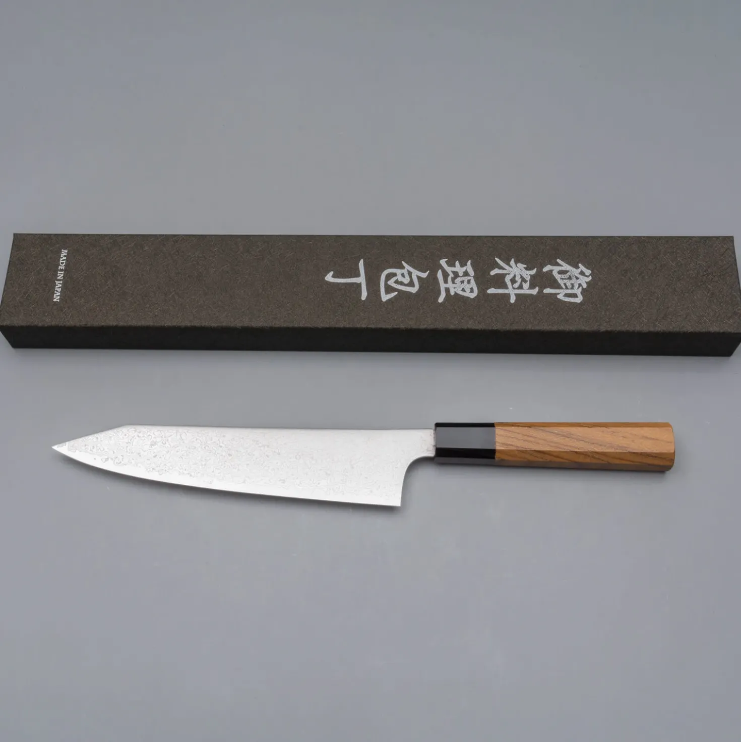 Hatsukokoro Saihyo SG2 Damast Kiritsuke 21 cm
