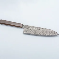 Hatsukokoro Saihyo SG2 Nickel Damast Santoku 18 cm
