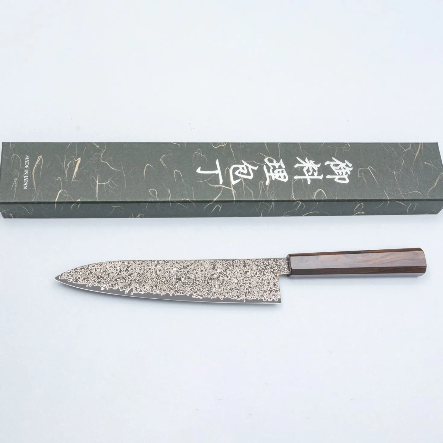 Hatsukokoro Saihyo SG2 Nickel Damast Gyuto 21 cm