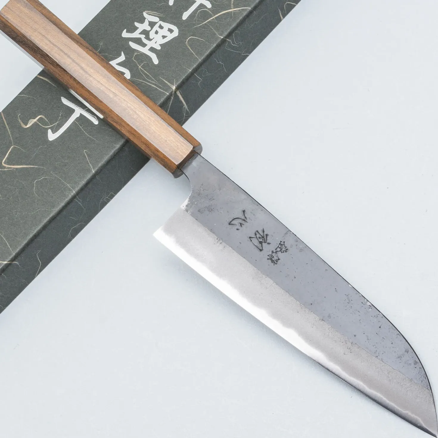 Hatsukokoro Shikkoku Aogami #2 Santoku 17 cm