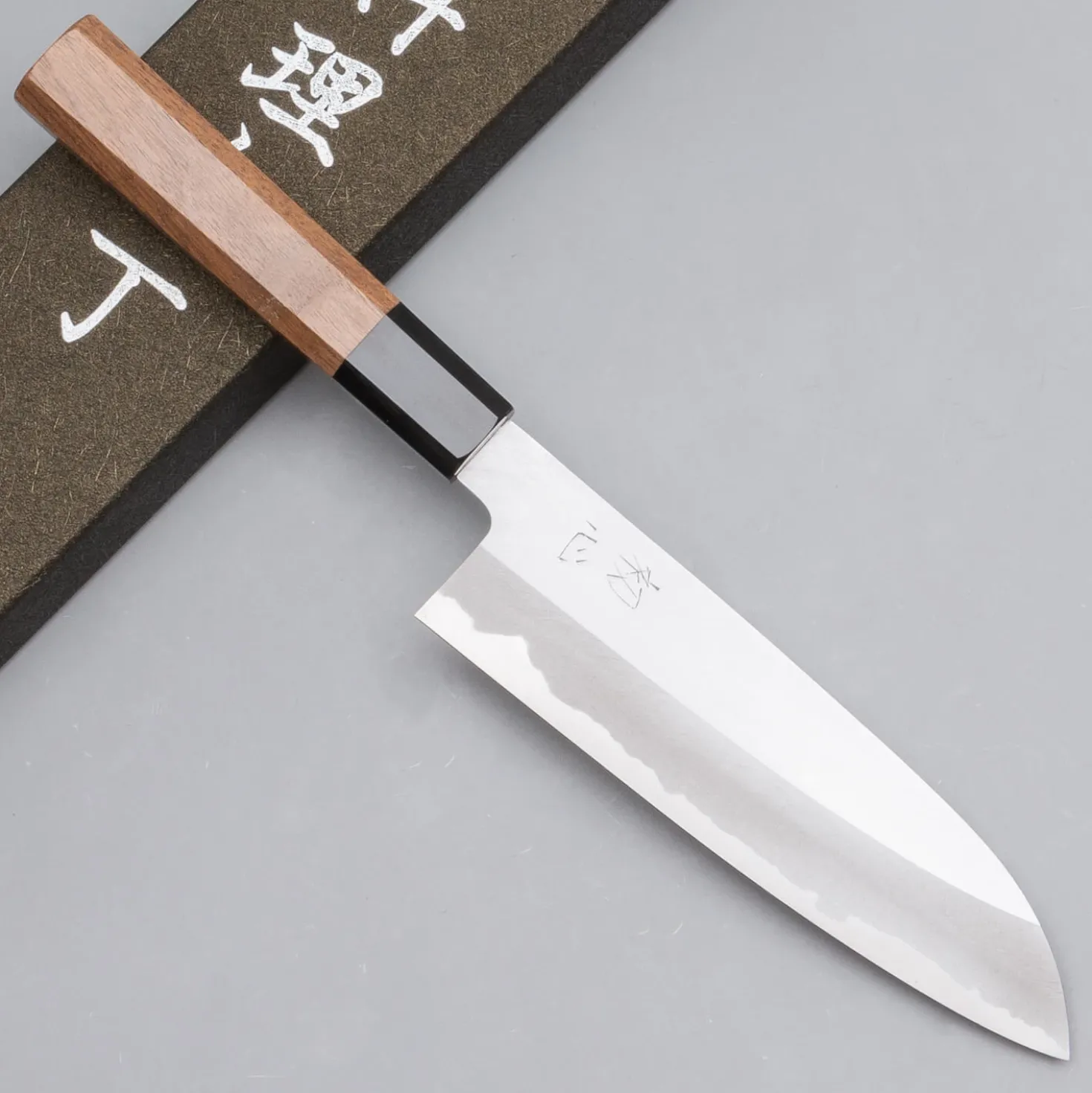 Hatsukokoro Shirahama Shiro #2 Santoku