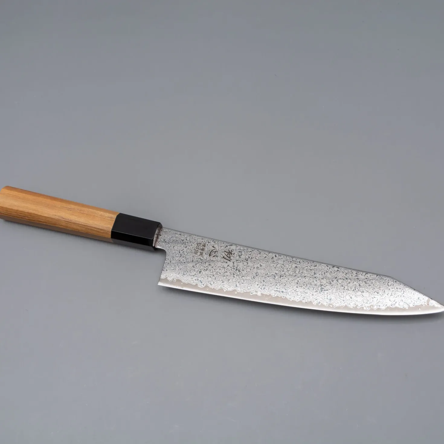 Hatsukokoro Sunaarashi VG10 Damast Kiritsuke Gyuto 21 cm