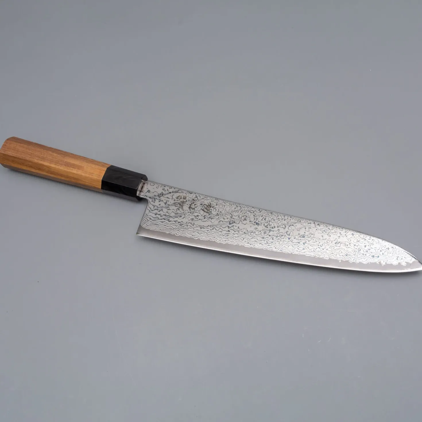 Hatsukokoro Sunaarashi VG10 Damast Gyuto 24 cm