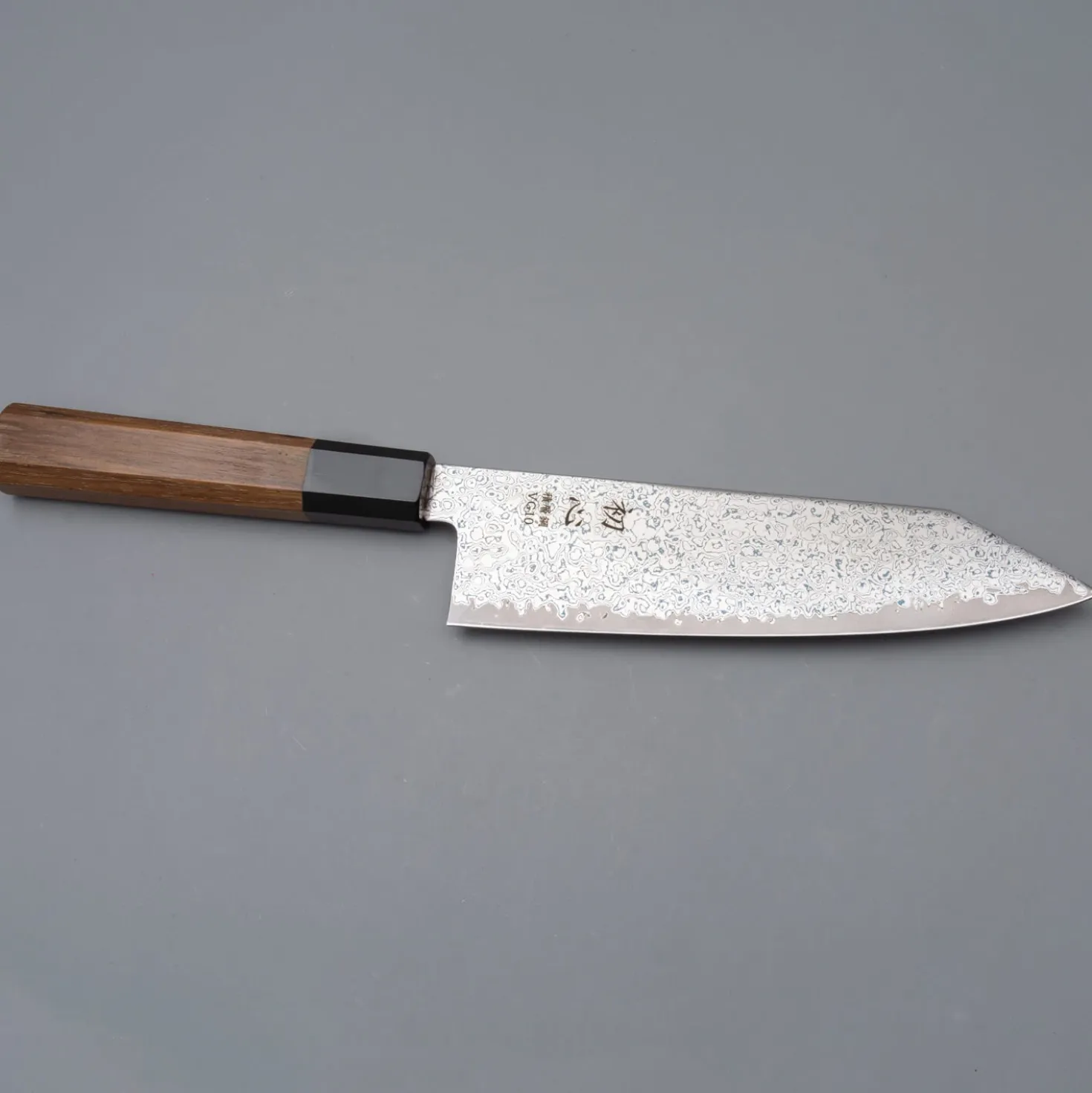 Hatsukokoro Sunaarashi VG10 Damast Bunka