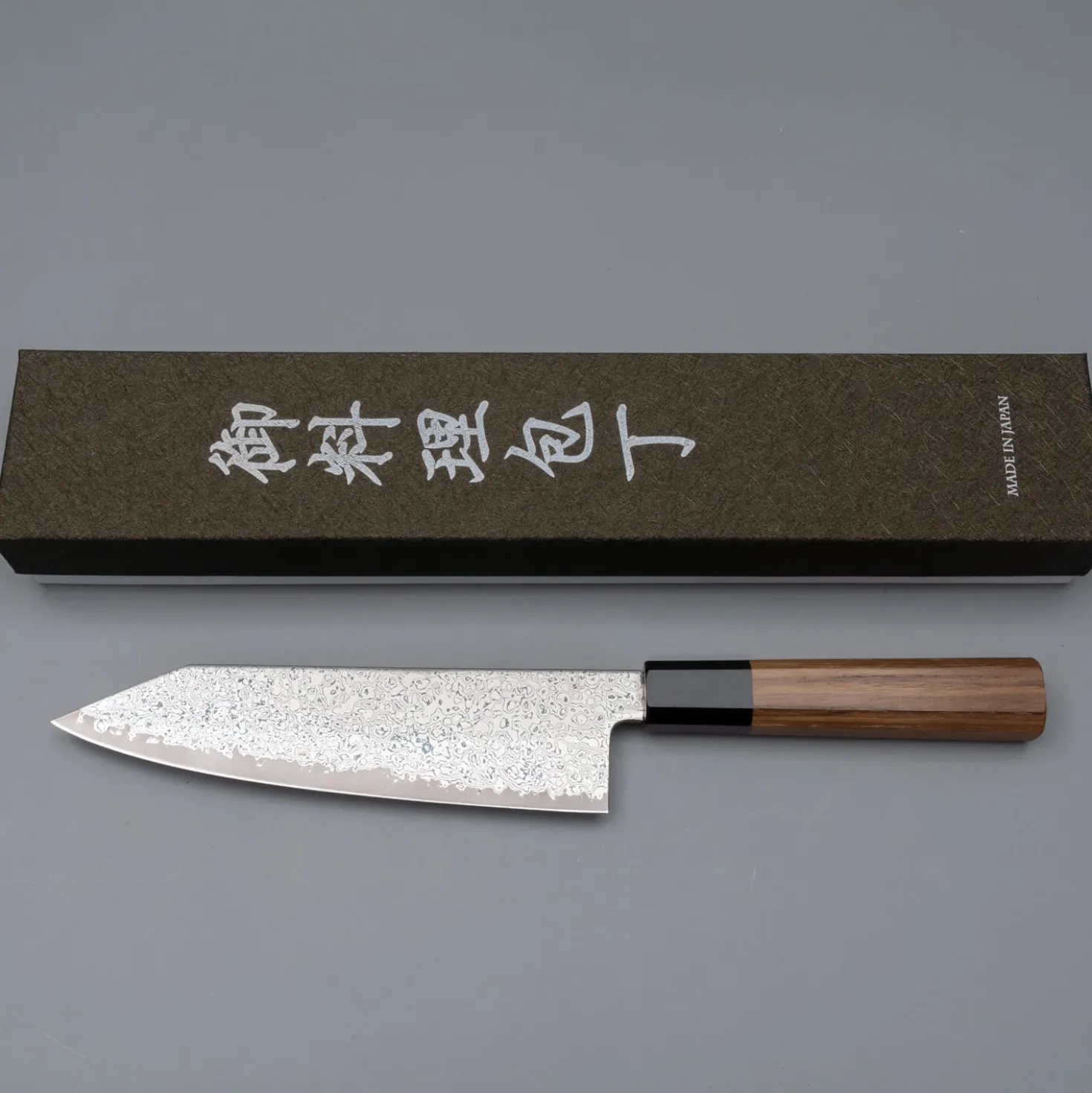 Hatsukokoro Sunaarashi VG10 Damast Bunka