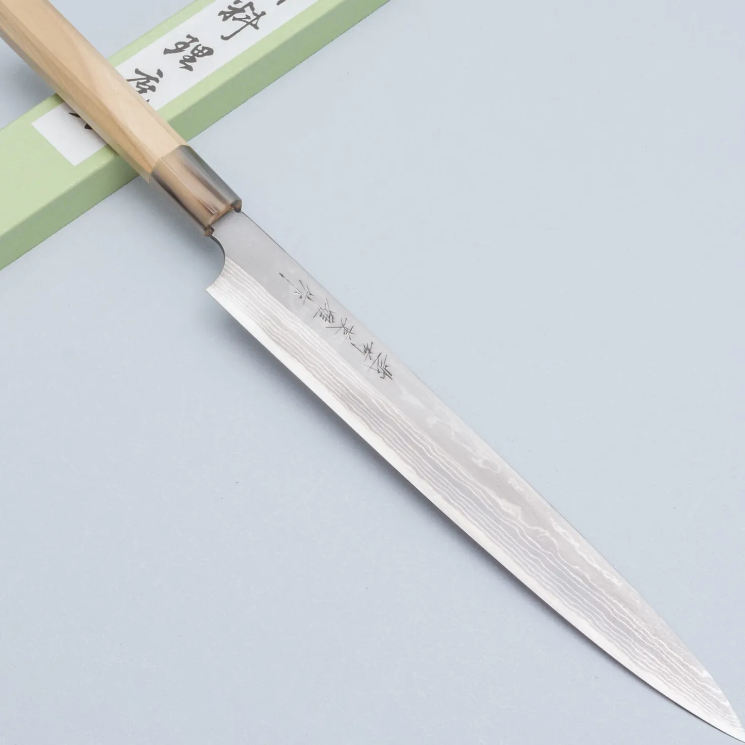 Hideo Kitaoka Shiro Damast Magnolia Yanagiba 27 cm