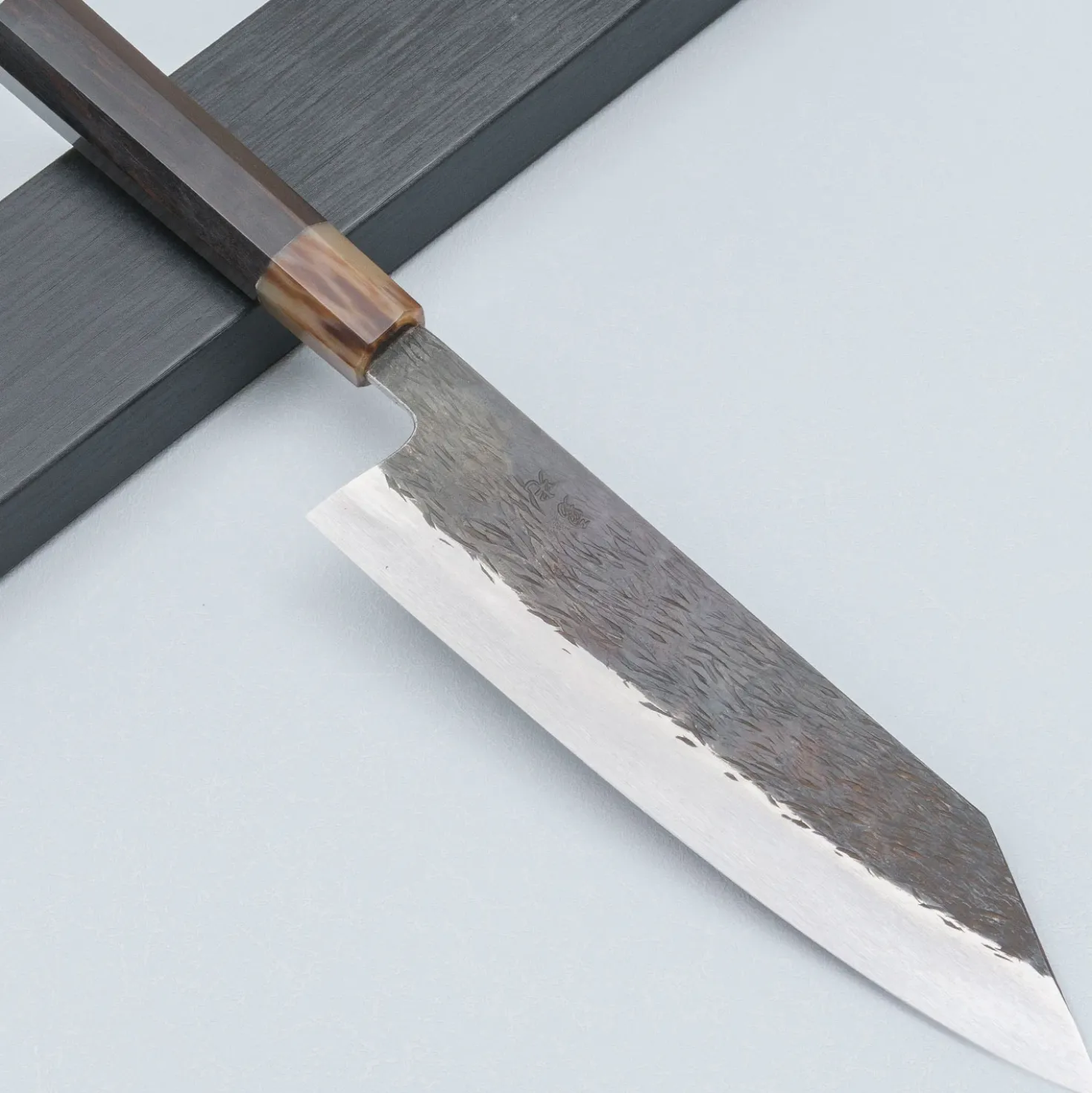 Isamitsu Shirogami #1 Ebony Kiritsuke 21 cm