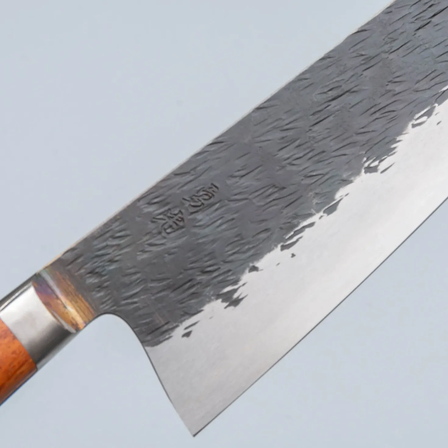 Isamitsu Shirogami #1 Kurouchi Tsuchime Yo Gyuto 21 cm