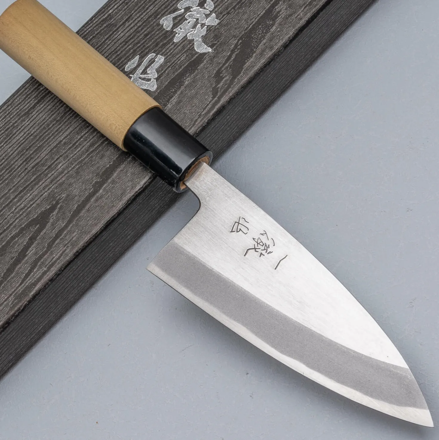 Ittetsu Uraoshi Hand Forged Shiro #2 Deba 12 cm
