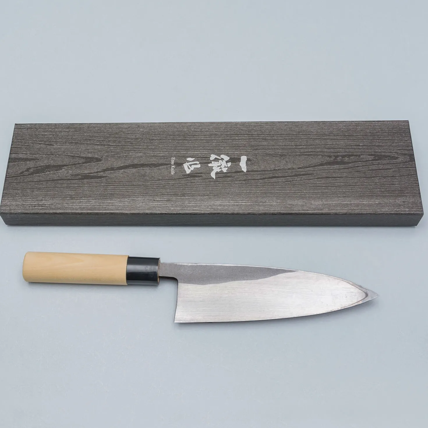 Ittetsu Uraoshi Hand Forged Tsuchime Kurouchi Shiro #2 Deba 18 cm Lefthanded