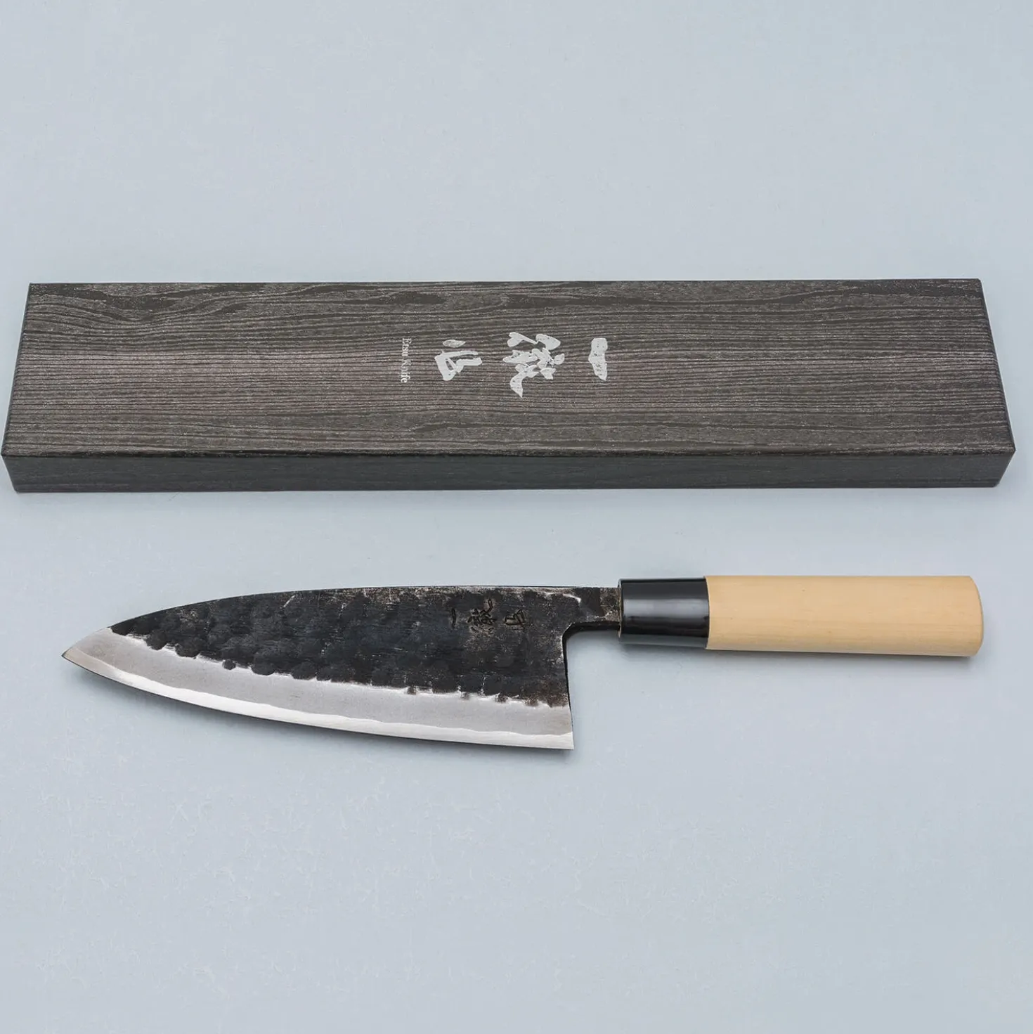 Ittetsu Uraoshi Hand Forged Tsuchime Kurouchi Shiro #2 Deba 16.5 cm Lefthanded