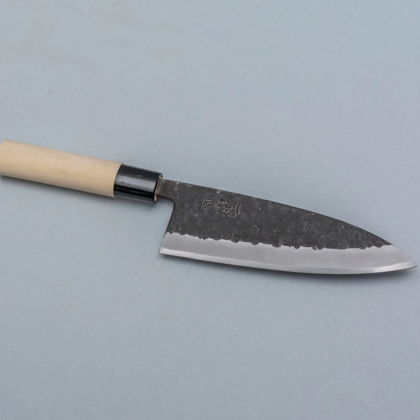 Ittetsu Uraoshi Hand Forged Tsuchime Kurouchi Shiro #2 Deba 16.5 cm
