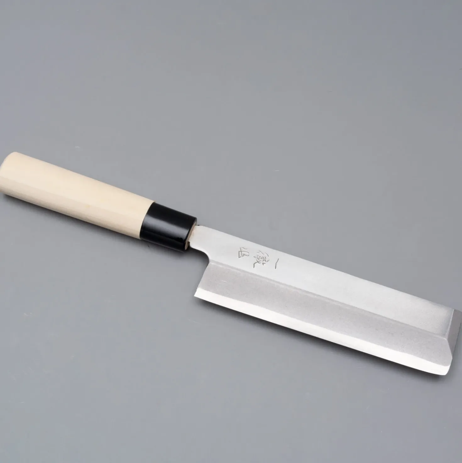 Ittetsu Uraoshi Shiro #2 Usuba 16 cm