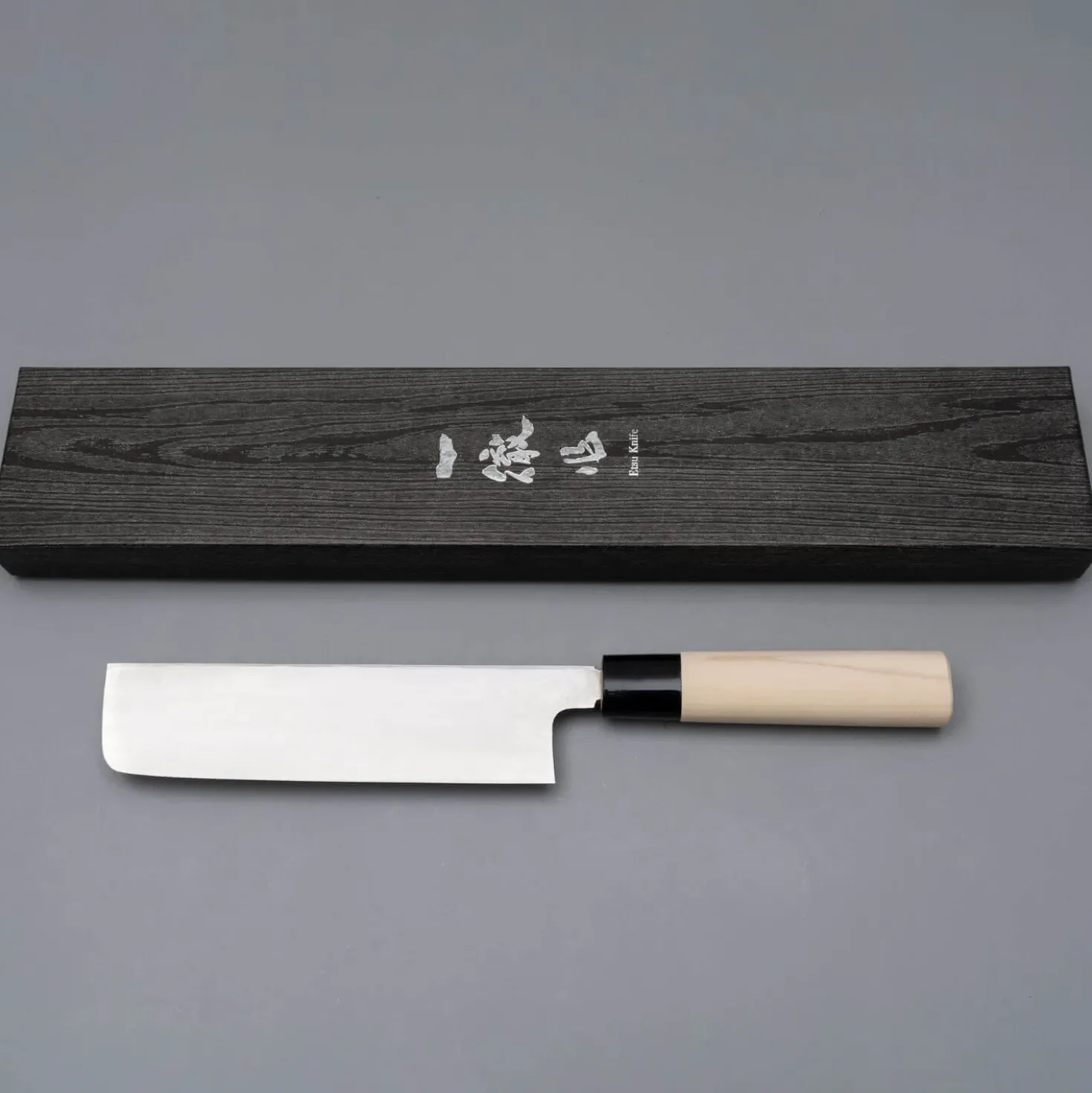 Ittetsu Uraoshi Shiro #2 Usuba 18 cm
