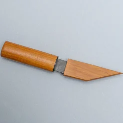 Kanetsune Kiridashi Kishin Mes Kersenhout