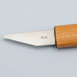 Kanetsune Kiridashi Rikizan Mes Kersenhout