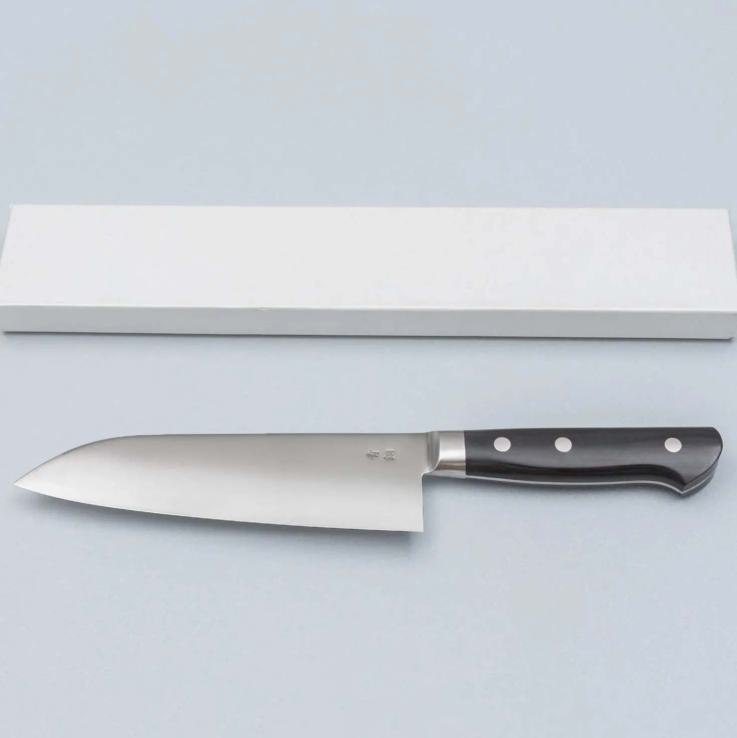 Kazoku Aogami #2 Migaki Santoku 18 cm