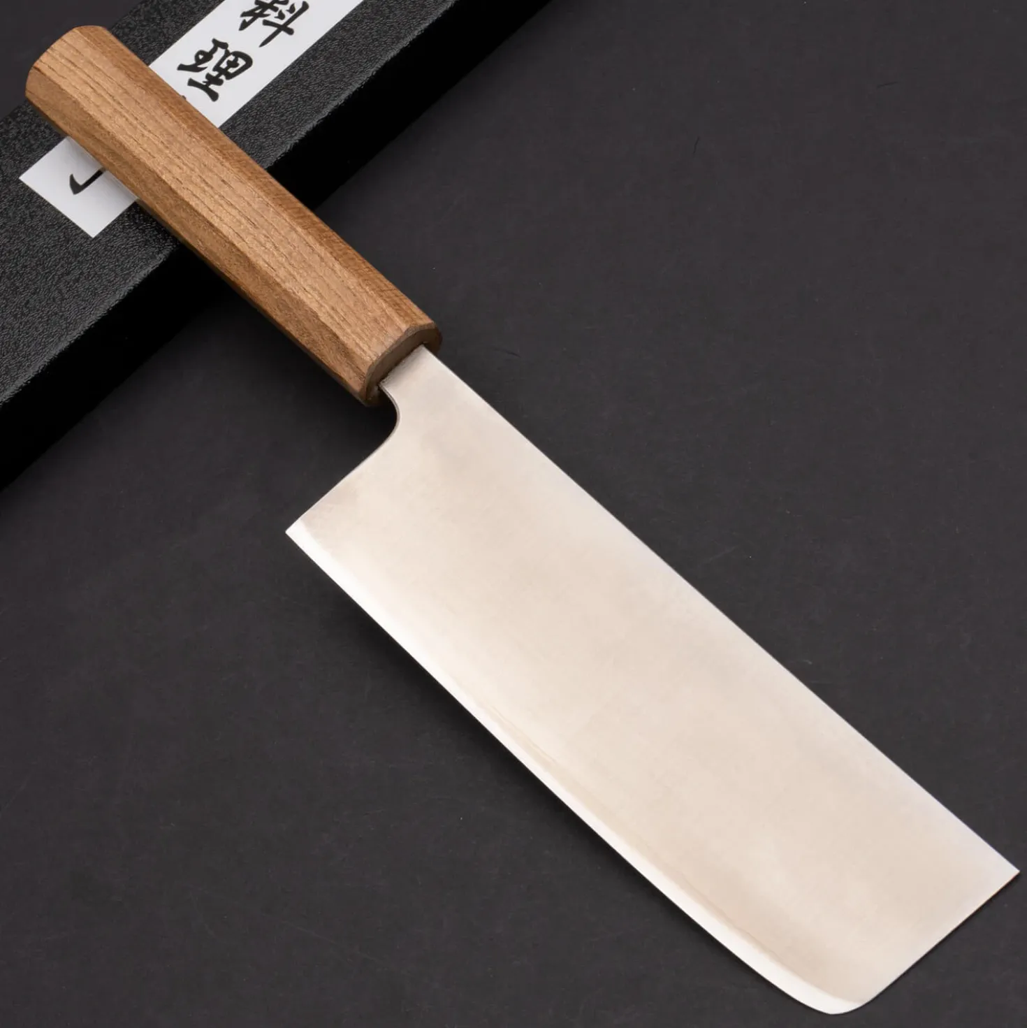 Kazoku Ginsan Migaki Nakiri