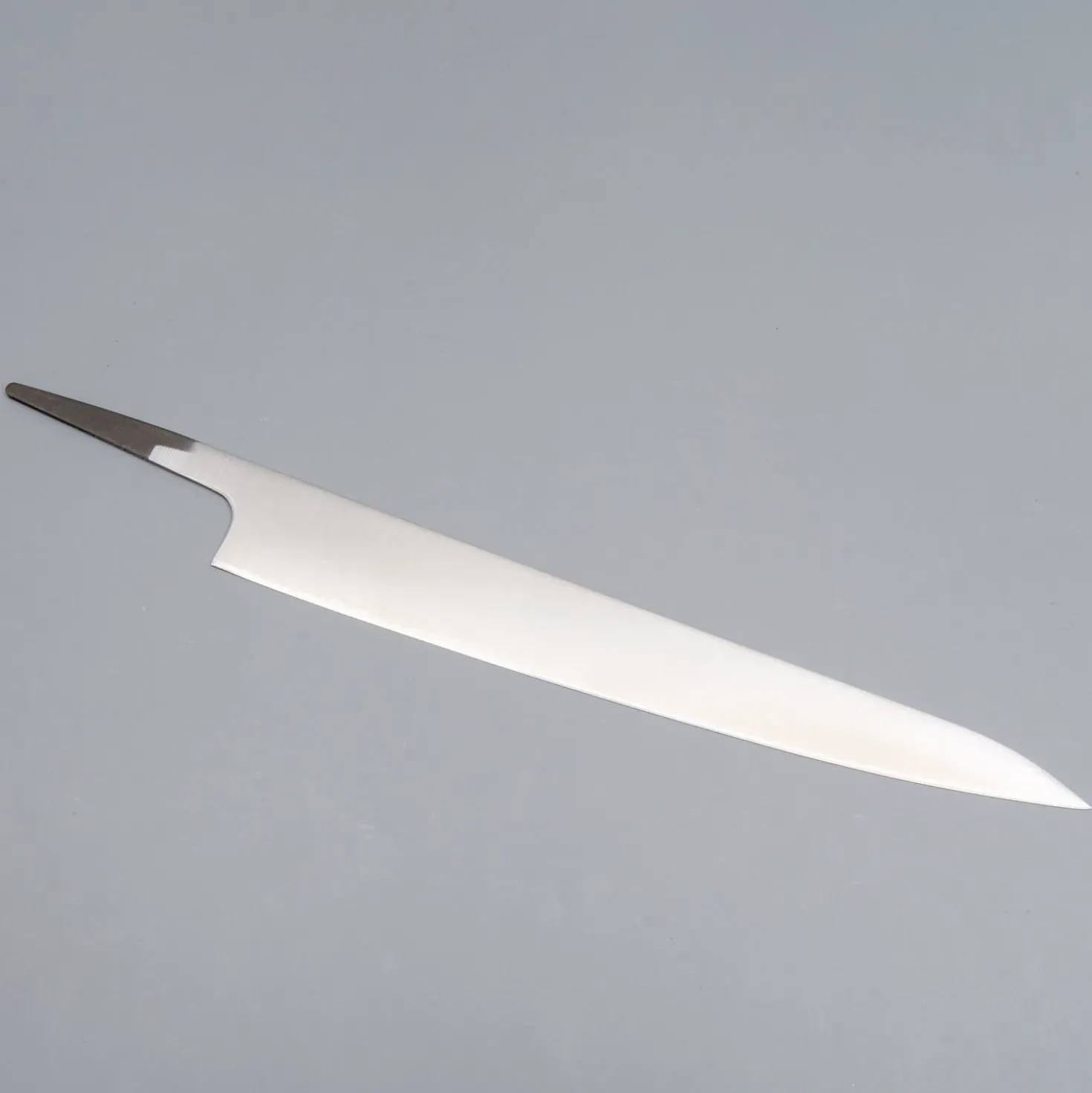 Kazoku Ginsan Migaki Sujihiki 27 cm Lemmet