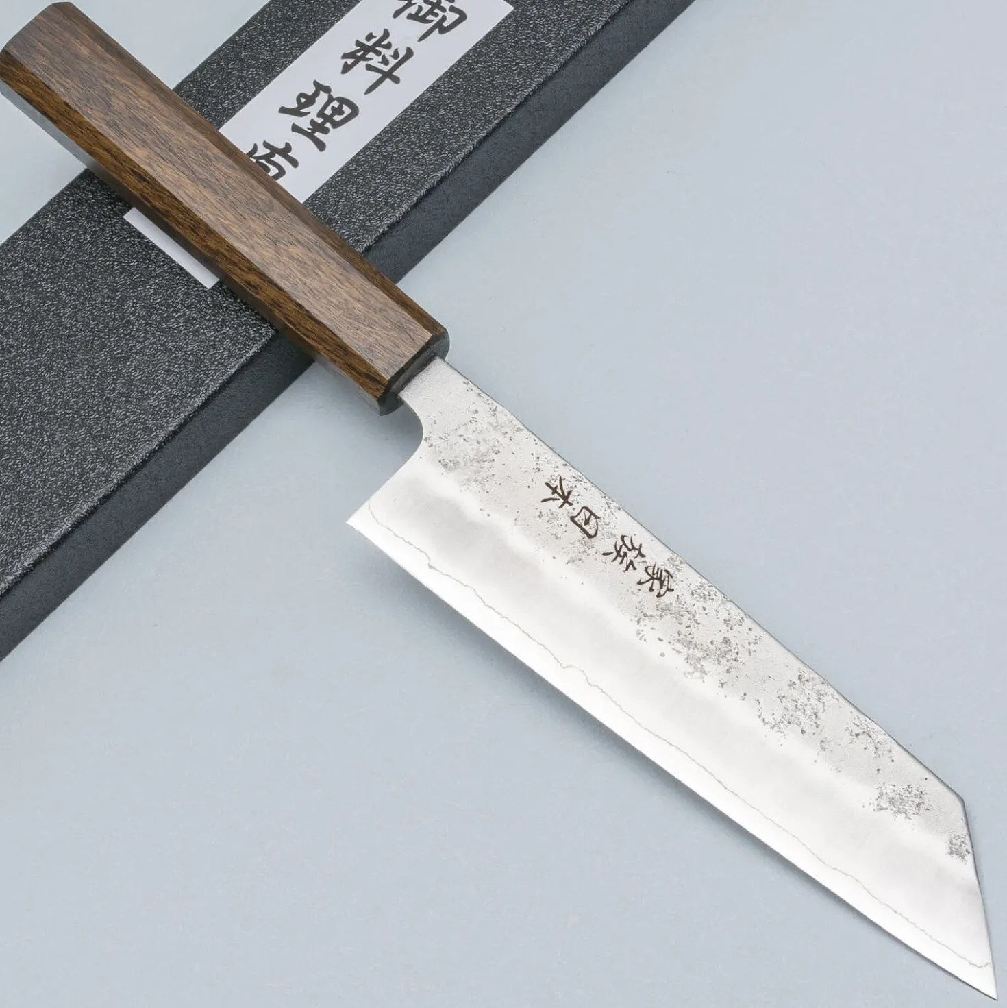 Kazoku Ginsan Nashiji Bunka