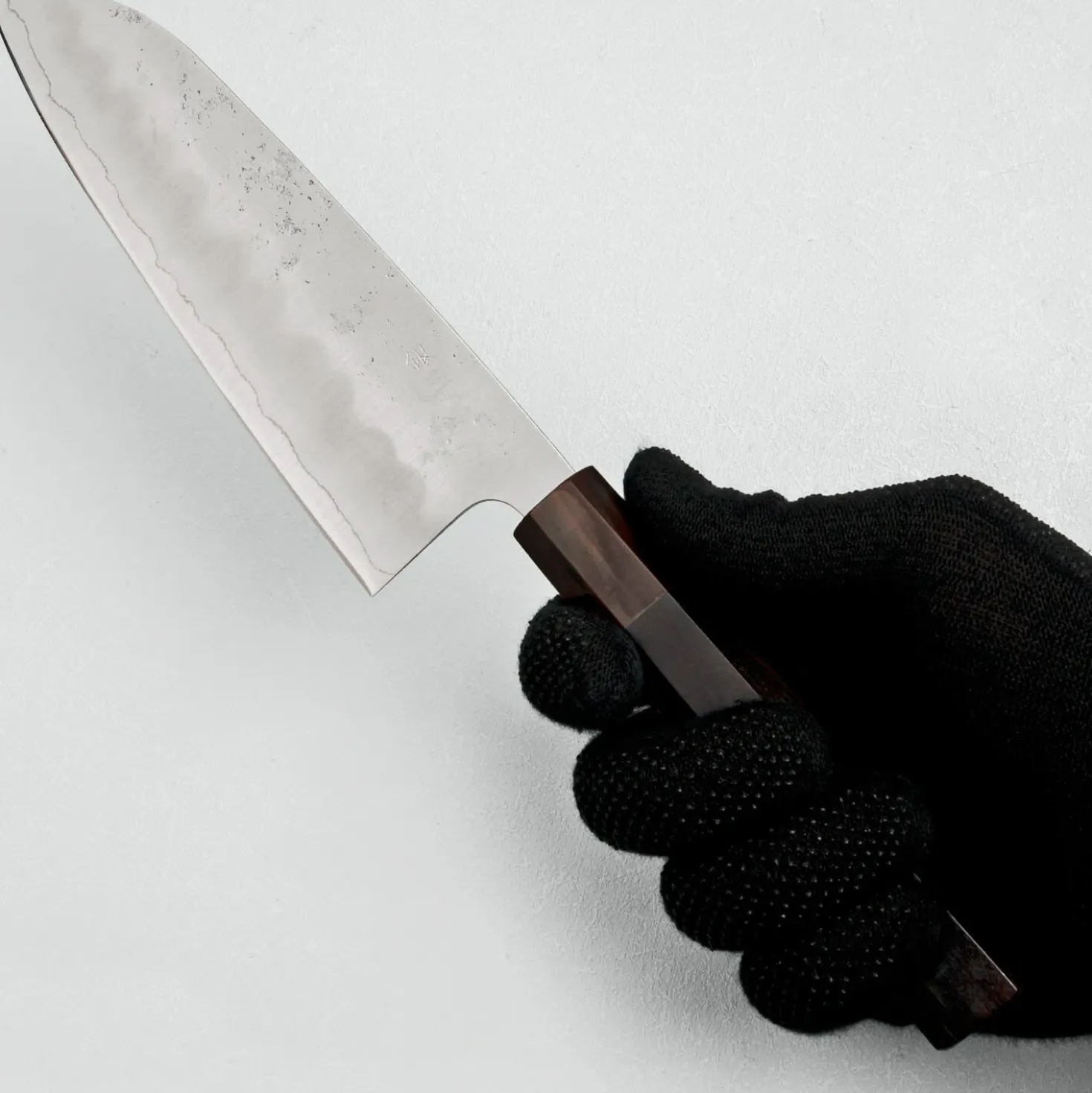 Kazoku Ginsan Nashiji Ebony Santoku 17 cm