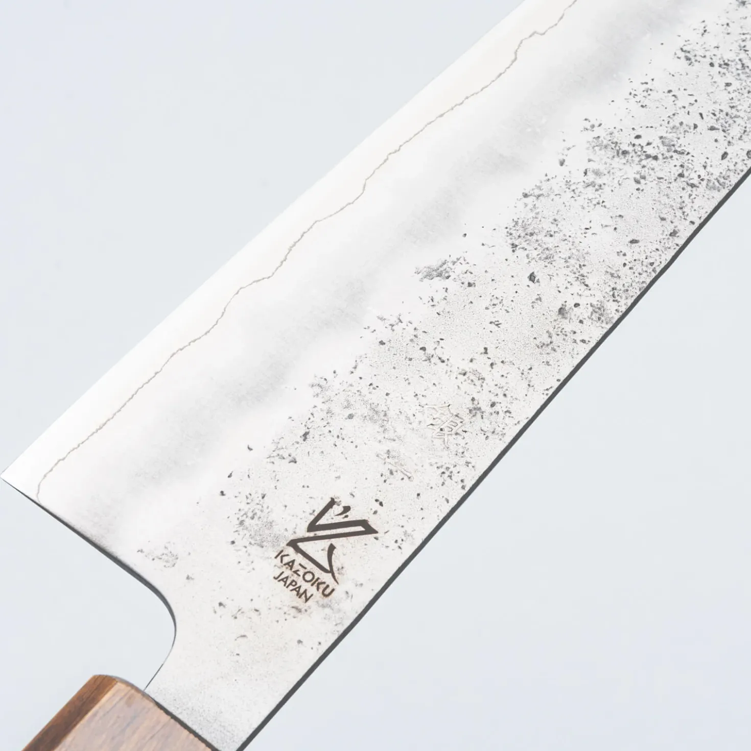 Kazoku Ginsan Nashiji Gyuto 21 cm