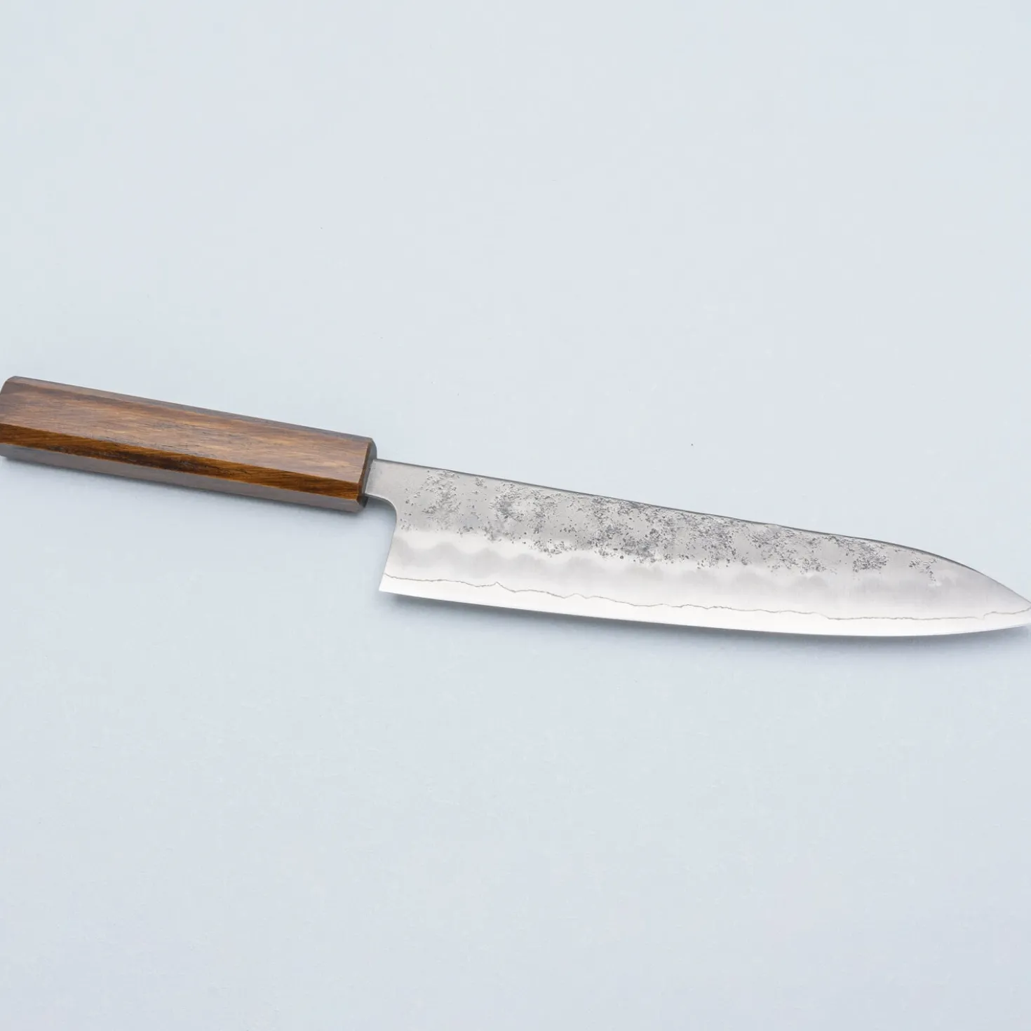 Kazoku Ginsan Nashiji Gyuto 21 cm