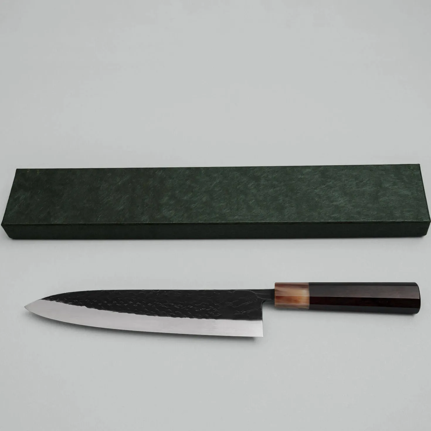 Kazoku Kaji Black Ebony Koksmes 24 cm