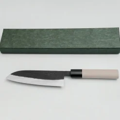 Kazoku Kaji Black Santoku 17 cm