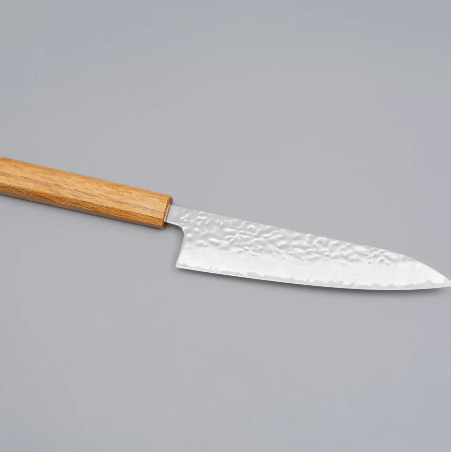 Kazoku Mabushii Gyuto 18 cm