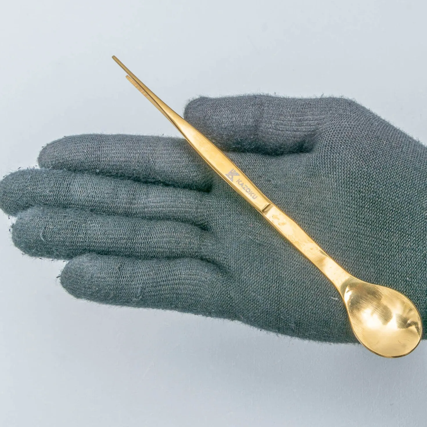 Kazoku Proeflepel Met Pincet Goud