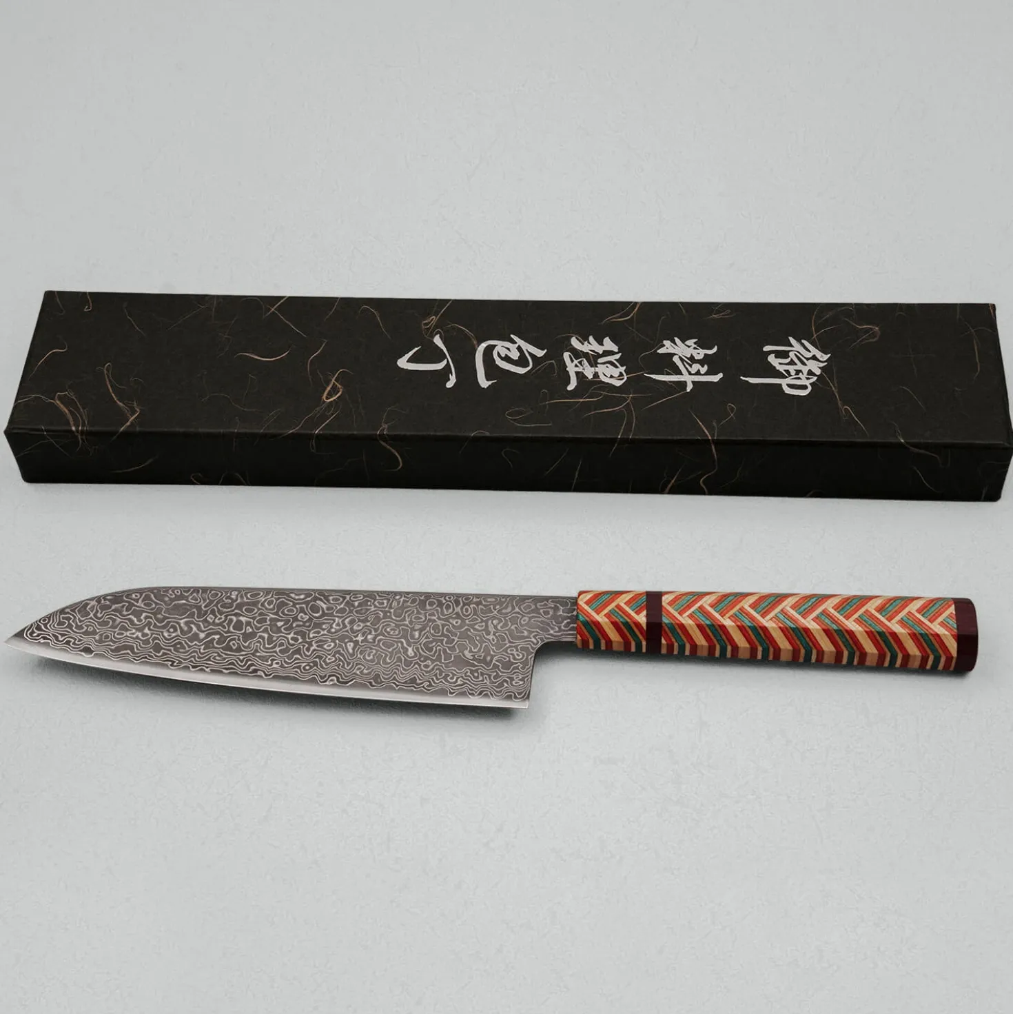 Kazoku Rinmon Skate Santoku 18 cm #1