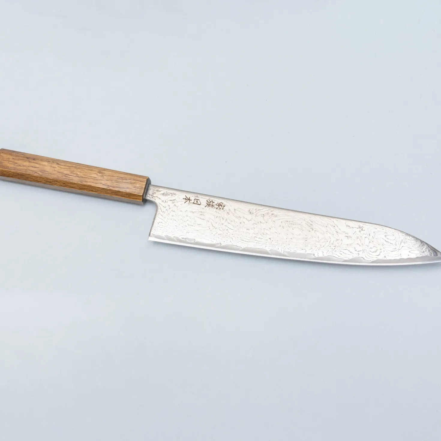Kazoku Taifuu Gyuto 24 cm