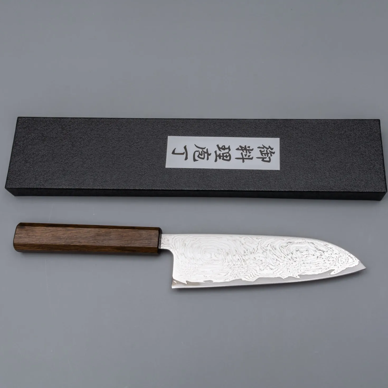 Kazoku Taifuu Santoku