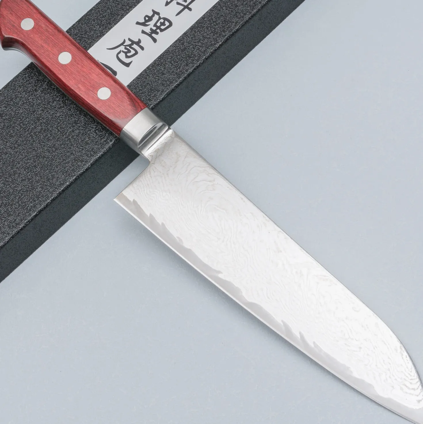 Kazoku Taifuu Western Santoku 18 cm