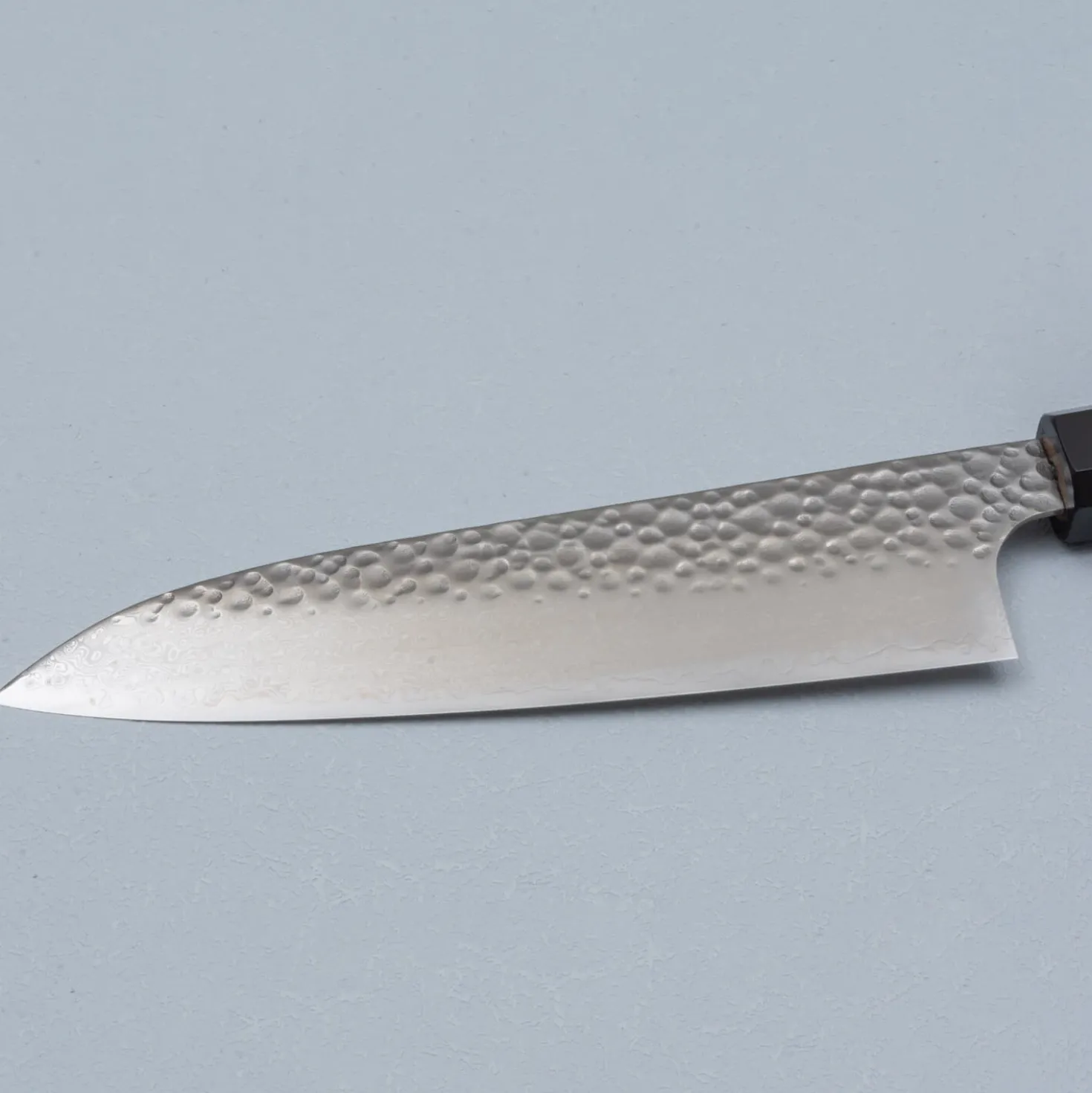 Kazoku Uteki Premium Hinoki Santoku 18 cm