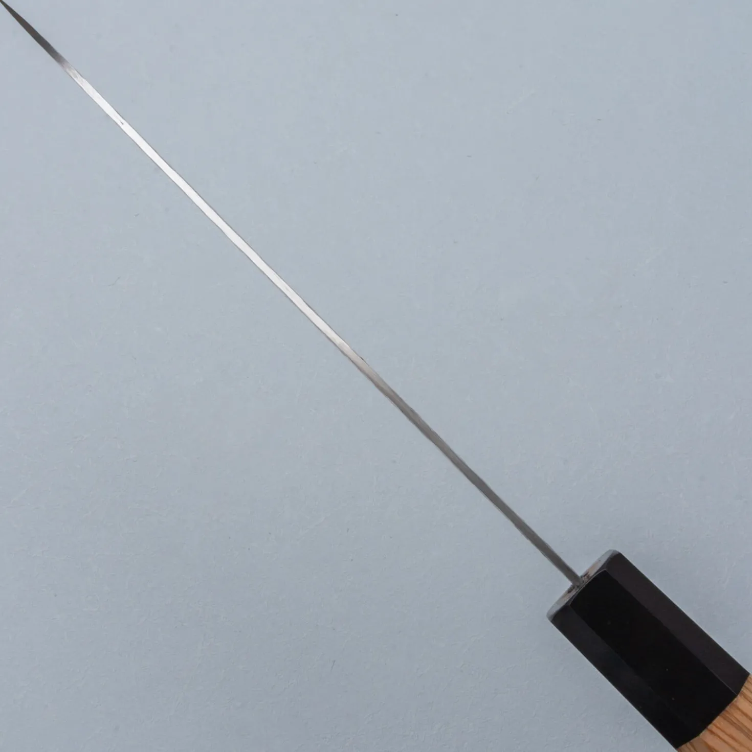Kazoku Uteki Premium Hinoki Santoku 18 cm