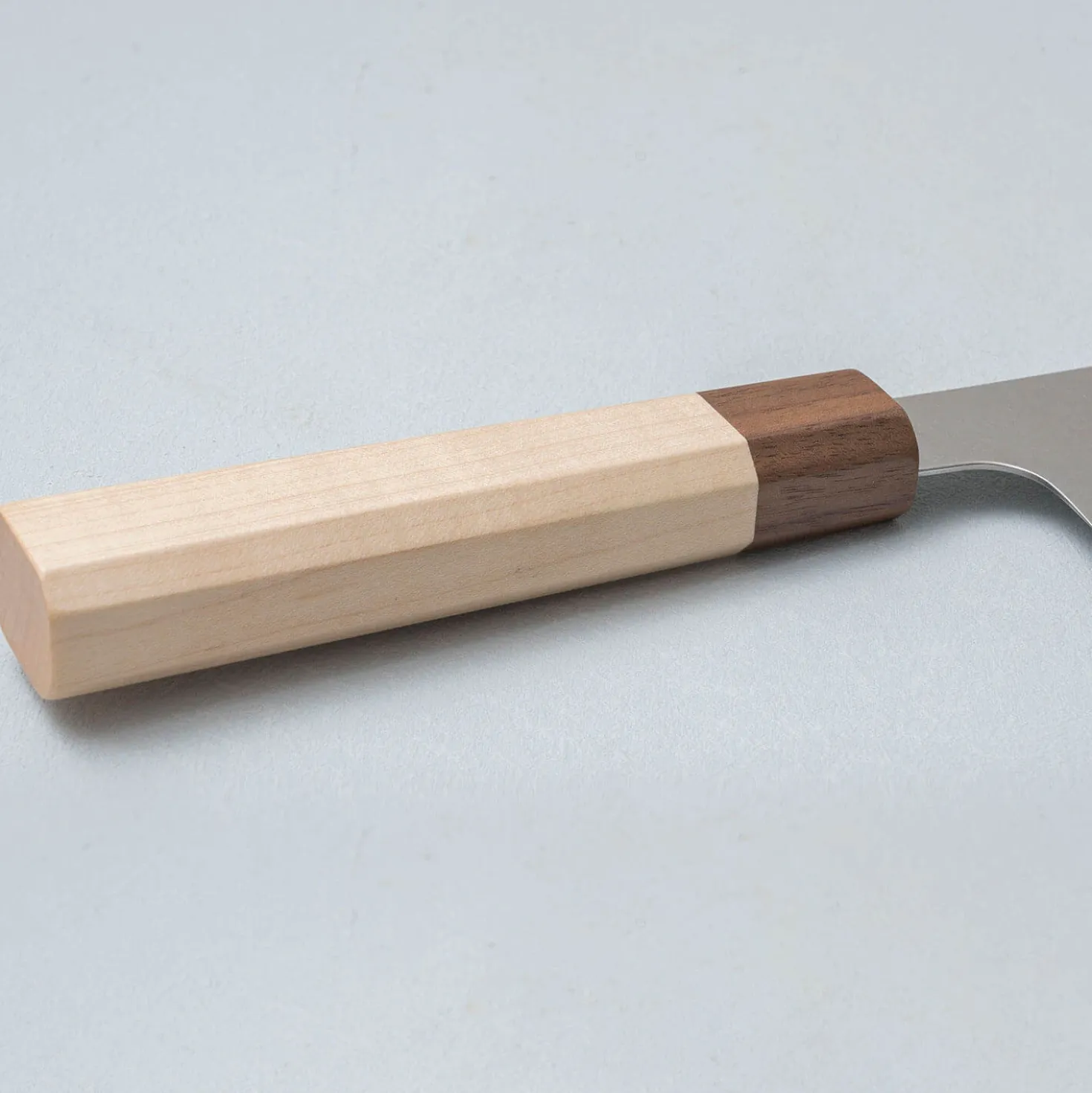 Kenshiro Hatono Ginsan Damast Maple Kiritsuke 21 cm