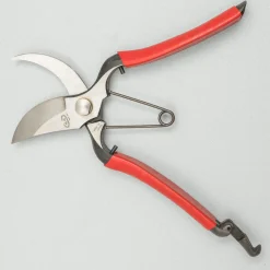 Kobayashi Seikyo Snoeischaar B-2 20 cm + Leren hoes