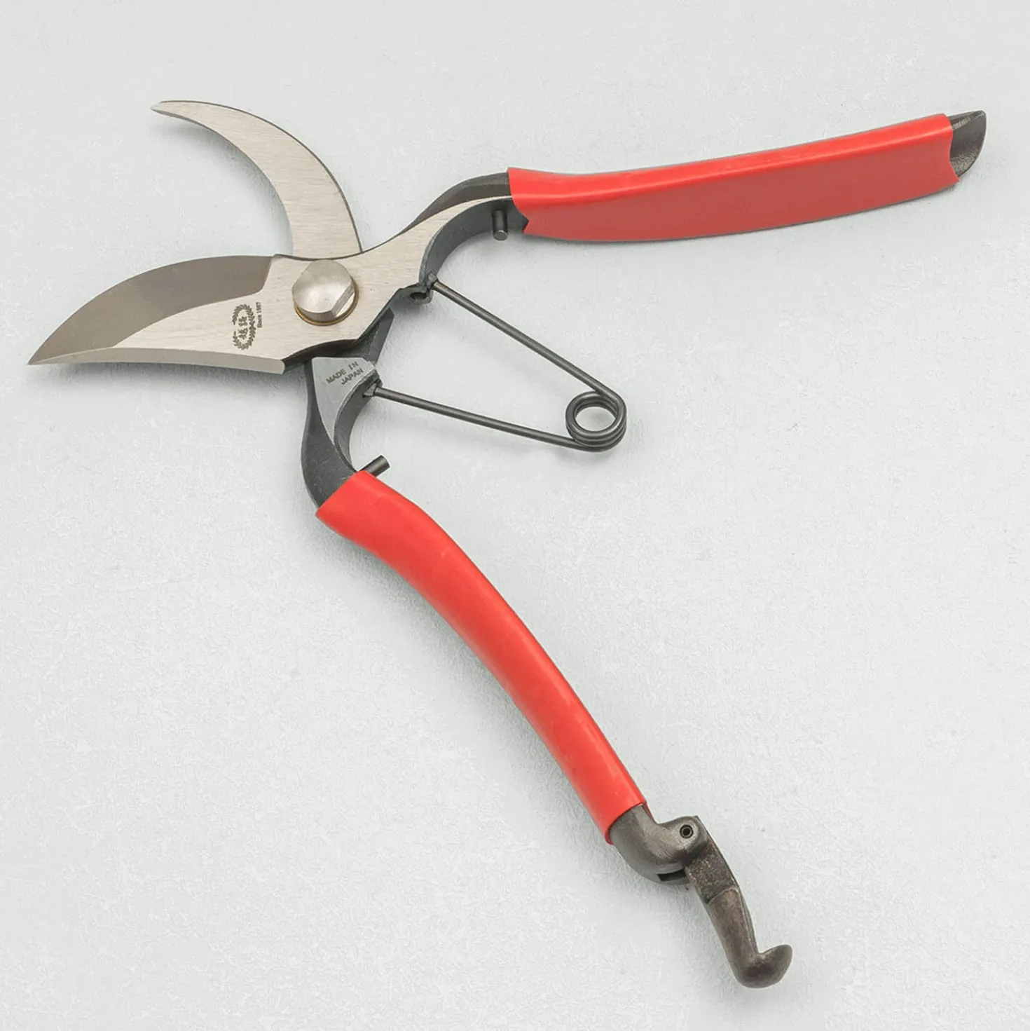 Kobayashi Seikyo Snoeischaar B-2 20 cm + Leren hoes