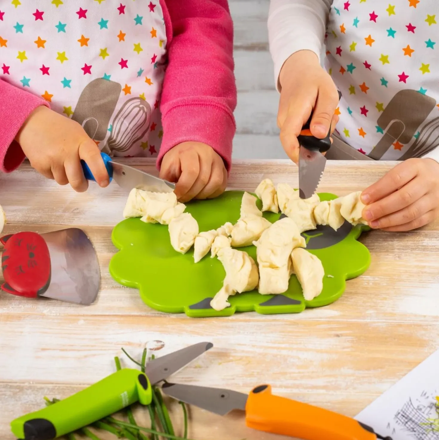 Kuhn Rikon KinderKitchen Kindermessen Set Hond Oranje/Zwart