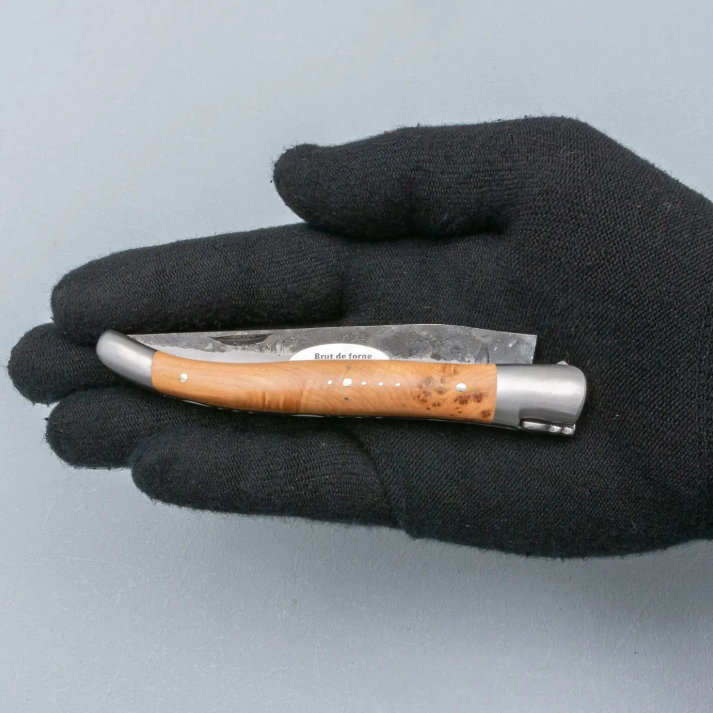 Laguiole en Aubrac Brute Forged Zakmes Jeneverbes 12 cm