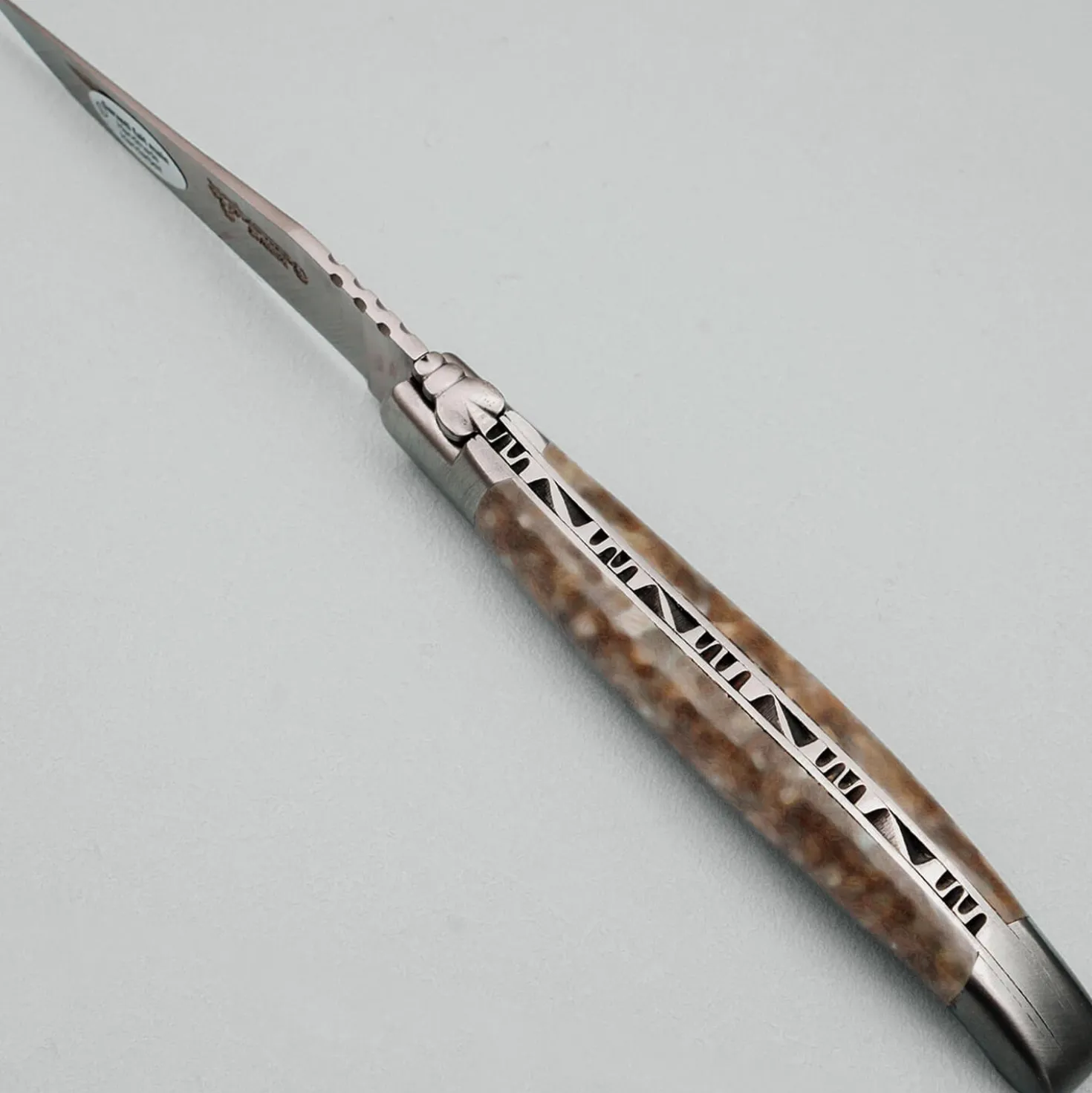 Laguiole en Aubrac Classic Zakmes Parelmoer 12 cm