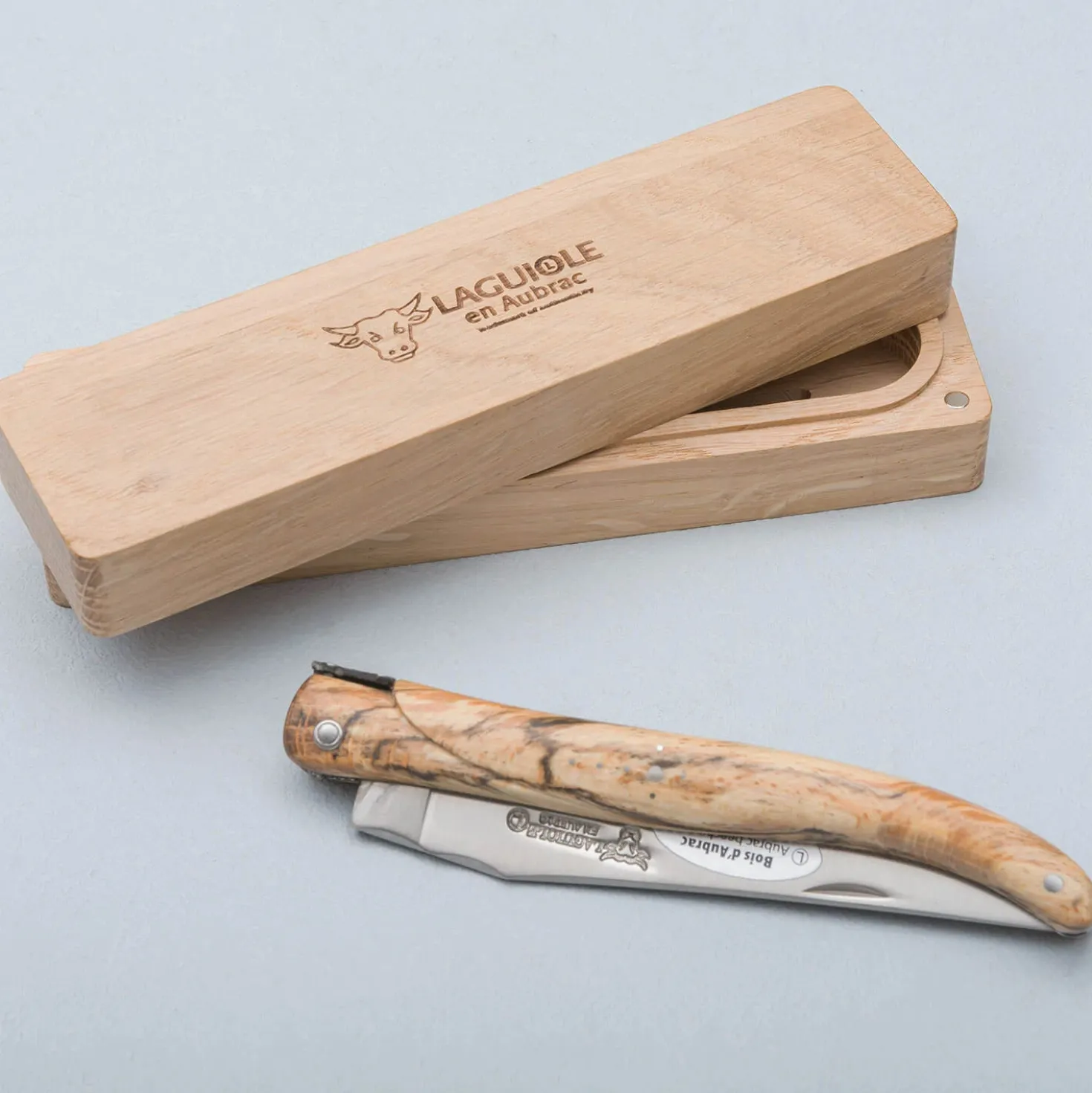 Laguiole en Aubrac Classic Zakmes Beukenhout Le Perle 12 cm