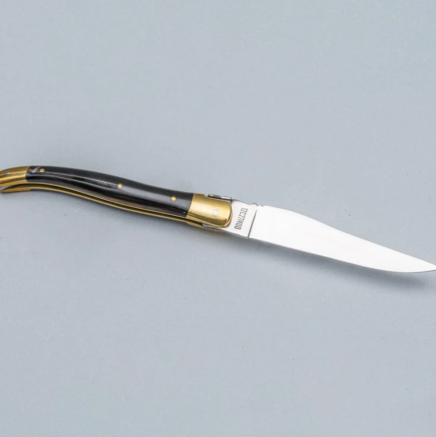 Laguiole en Aubrac Classic Zakmes Hoorn Zwart 12 cm