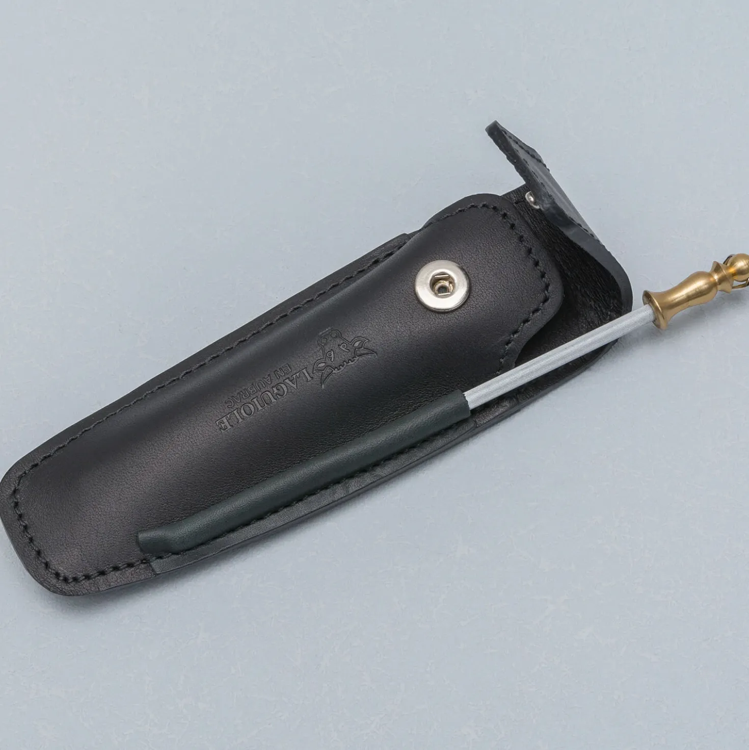 Laguiole en Aubrac Riemetui 12 cm + Aanzetstaal