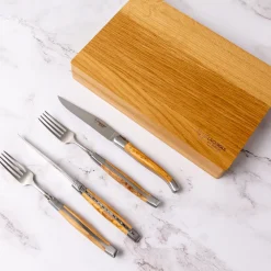 Laguiole en Aubrac Steakmessen en vorkenset Olijf 4 delig