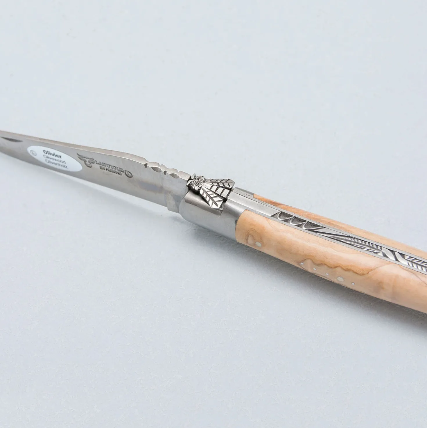 Laguiole en Aubrac Zakmes Olijfhout L' Elegant 12 cm