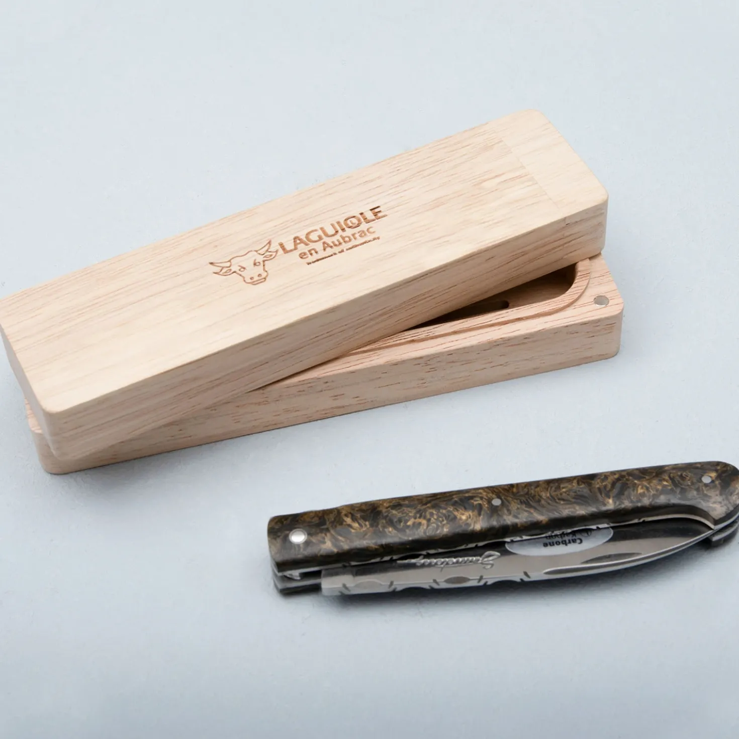 Laguiole en Aubrac Zakmes Sauveterre Deluxe Carbon Fiber 11 cm