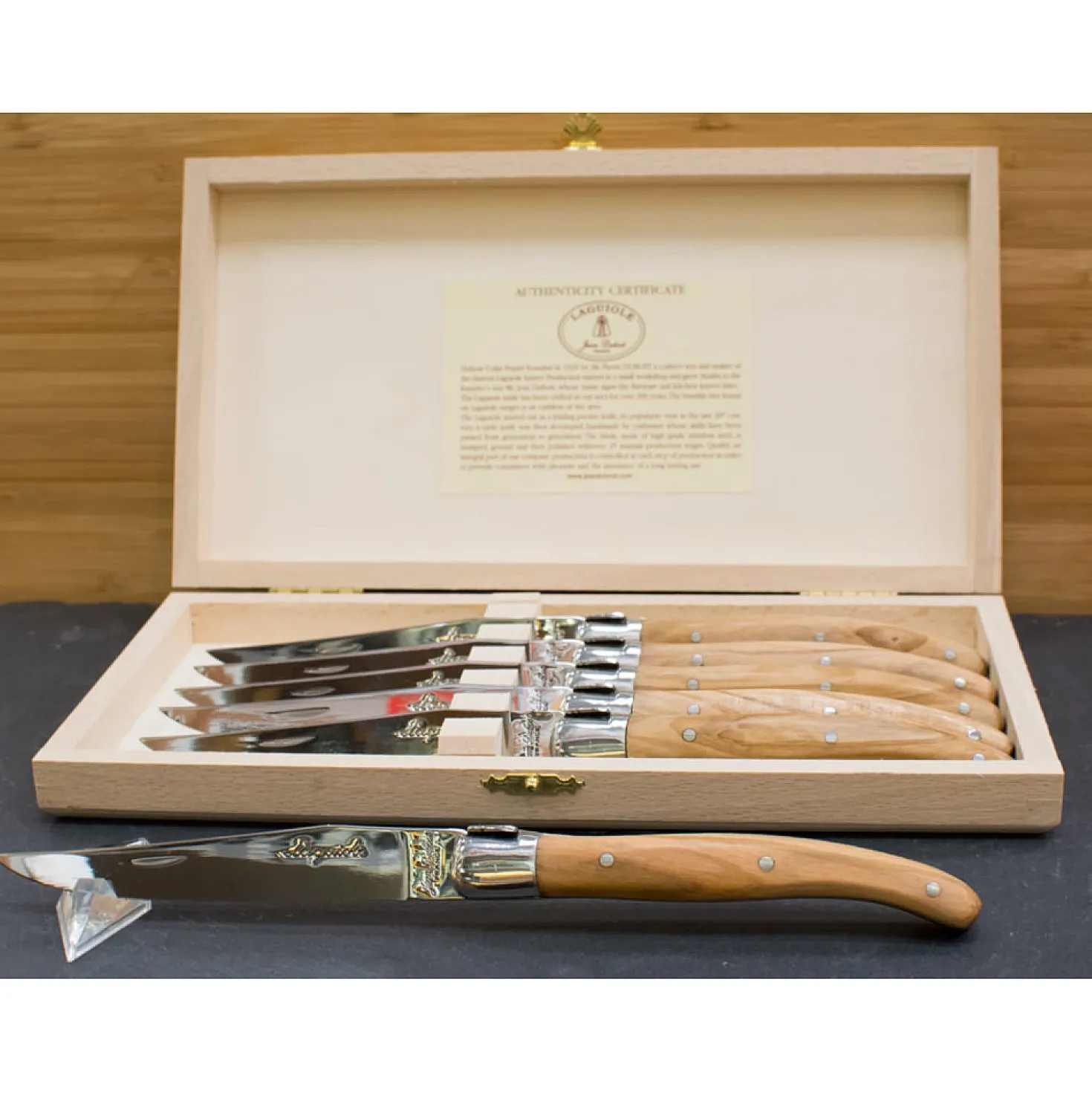 Laguiole Steakmessen Jean Dubost Olijfhout